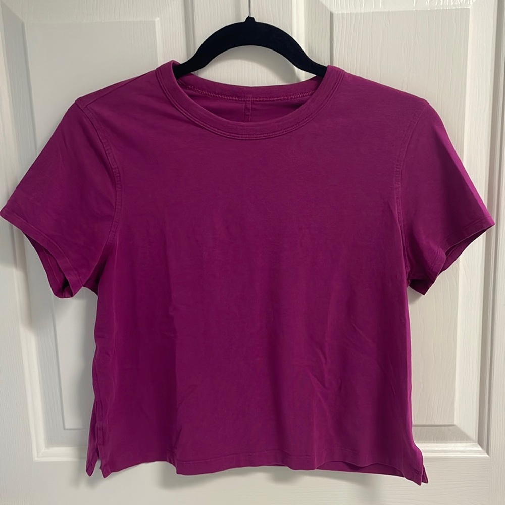 Lululemon crop top